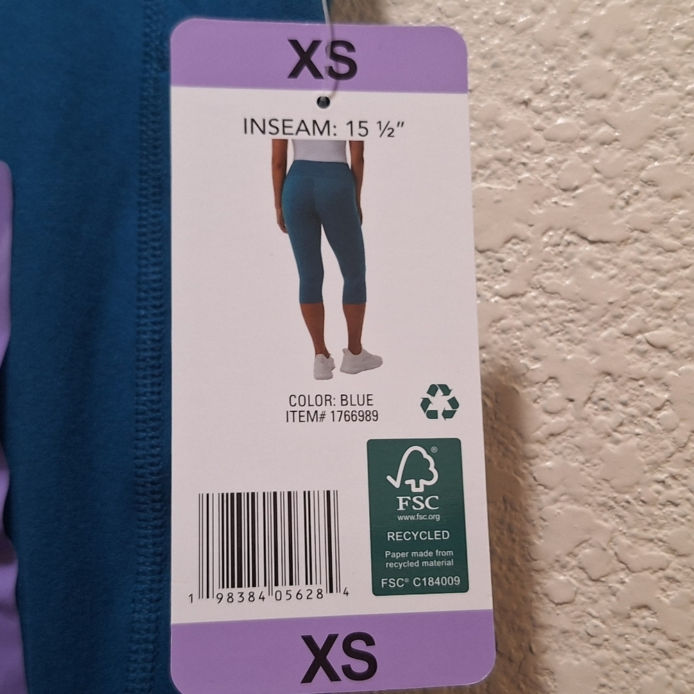 32 Degrees Women’s Cropped Tight - Picture 4 of 6